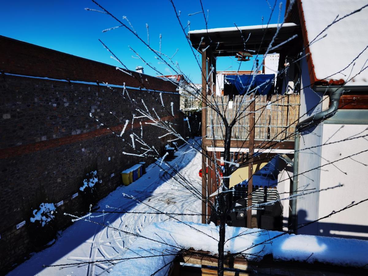 Gemutliche Dachwohnung Mit Kleiner Oder Grosser Dachterrasse Nebeneinander Wolmirstedt Exterior foto