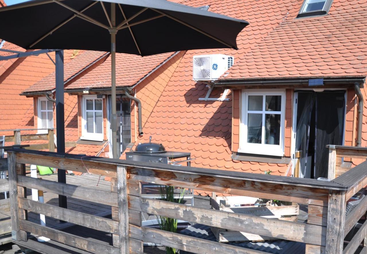 Gemutliche Dachwohnung Mit Kleiner Oder Grosser Dachterrasse Nebeneinander Wolmirstedt Exterior foto